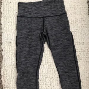 Lululemon crop leggings